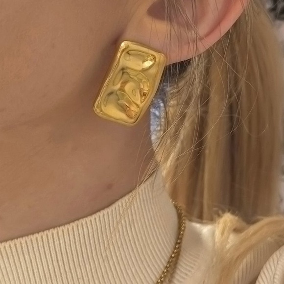 18K Gold Plated Rectangular Earrings*High Gloss Design*Tarnish Free Jewelry - Picture 3 of 8